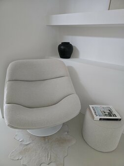 Artifort F557 Pierre Paulin fauteuil &ndash; beige boucl&eacute; &ndash; opnieuw gestoffeerd